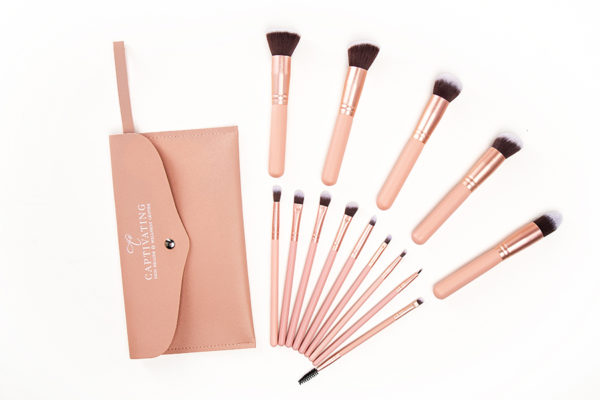 Captivating Makeup Brush Set Pink